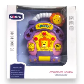   Zenélő bébi játék – házikó formájú, hanggal és fénnyel 