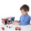 Melissa and Doug Fa készségfejlesztő játék, Garázs kulcsokkal és készenléti járművekkel
