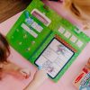 Melissa & Doug Kreatív Játék, Rajzolás vízzel, Azúrkék Nyomok és Te - Számolás