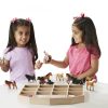 Melissa & Doug Ló Figurák, 12 db