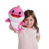 Smartplay Baby Shark Cápa család ütemre zenélő plüss - Anya cápa